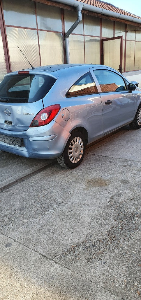 Dezmembram Opel Corsa din 2008