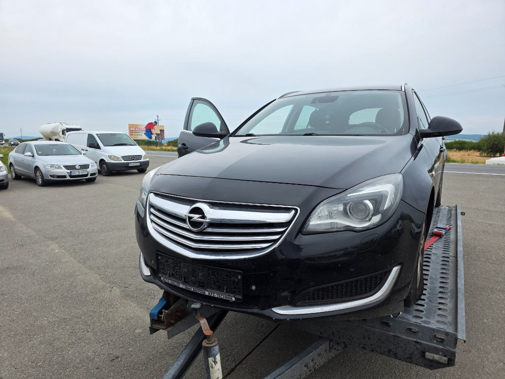Dezmembram Opel Insignia facelift 2014