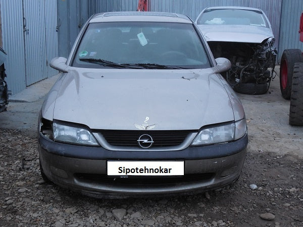 Dezmembram opel Vectra B 1.8benzina An 1999