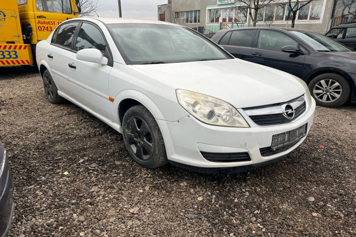 Dezmembram Opel Vectra C [facelift] [2005 - 2009] Sedan 1.9 CDTi MT (120 hp)