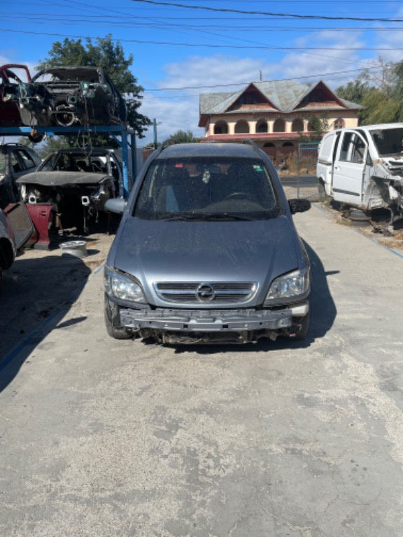 Dezmembram Opel Zafira