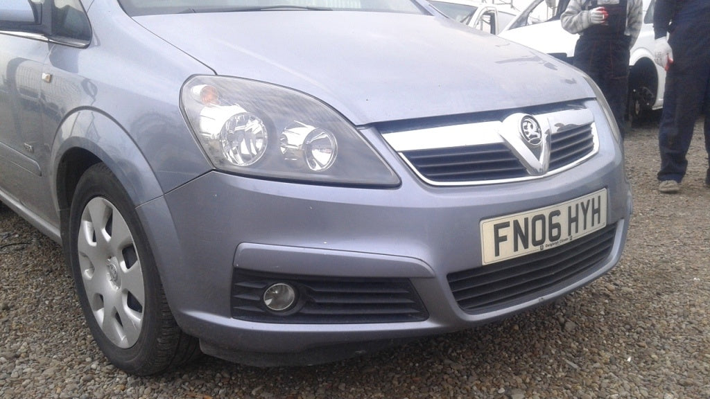 Dezmembram Opel Zafira B - 2006 - 1.9CDTi