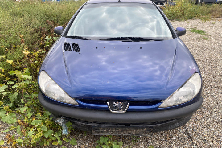 Dezmembram Peugeot 206 [1998 - 2003] Hatchback 5-usi 1.1 MT (60 hp)