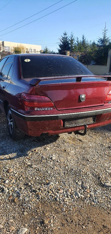 Dezmembram Peugeot 406 din 2001