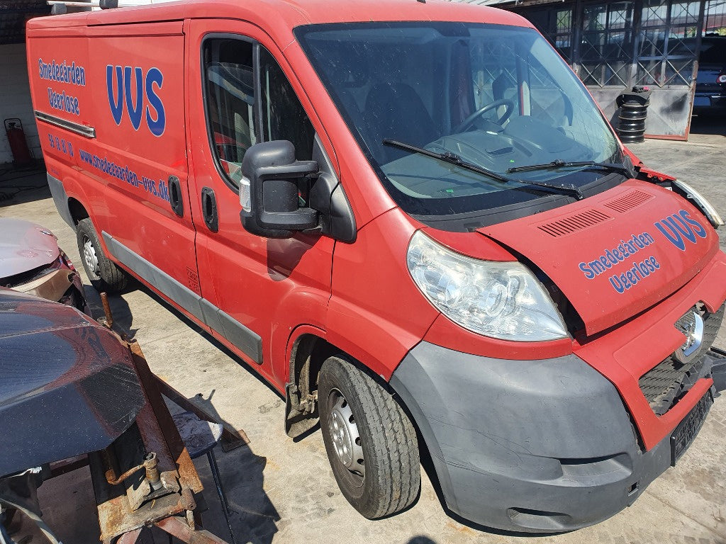 Dezmembram Peugeot Boxer 2010 2,2 HDI