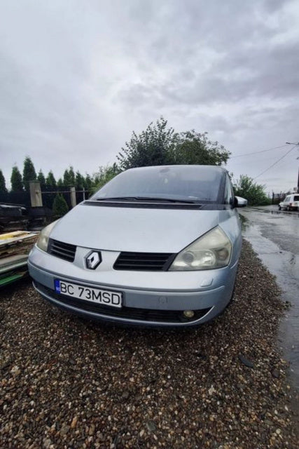 Dezmembram Renault Espace 4 [2002 - 2006] Grand minivan 5-usi 3.0 dCi MT (180 hp)