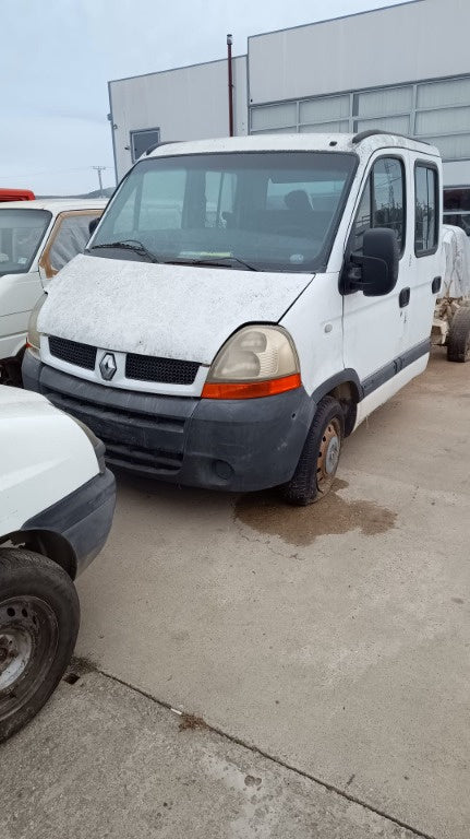 Dezmembram Renault Master 2.5 DCI, cabina dublă, an fabricatie 2006, cod motor G9U-A7-2