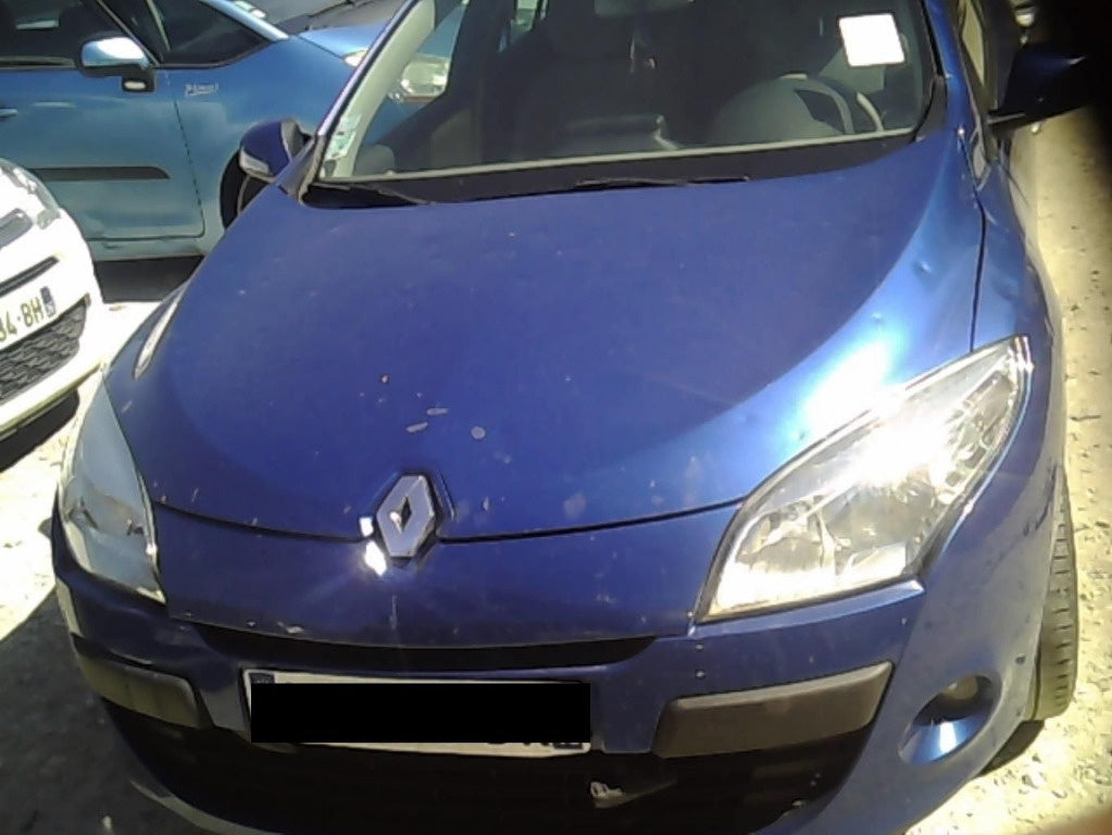 DEZMEMBRAM RENAULT MEGANE 3 2009 1.9 DCI MOTOR DIESEL 181.000 KM CARSERO SECOND HAND