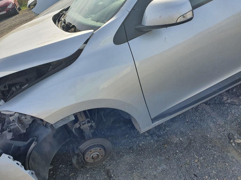 Dezmembram Renault Megane 3 break 2010, 1.5 Tip-K9K-J8 106 HP