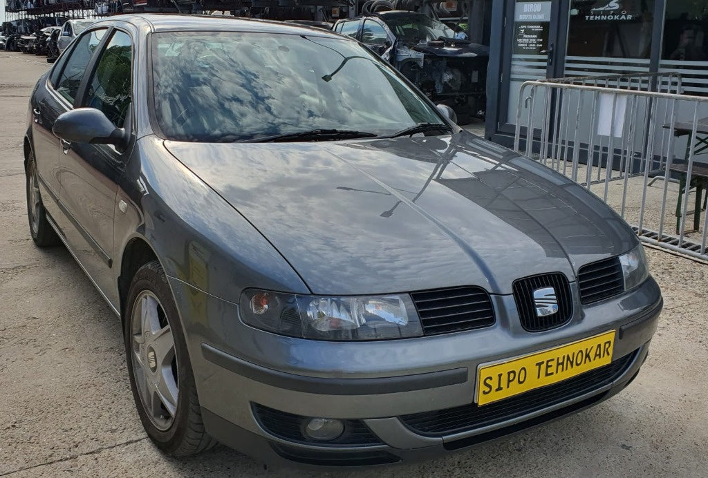 Dezmembram Seat Toledo 2003, motor APG 1.8 Benzina