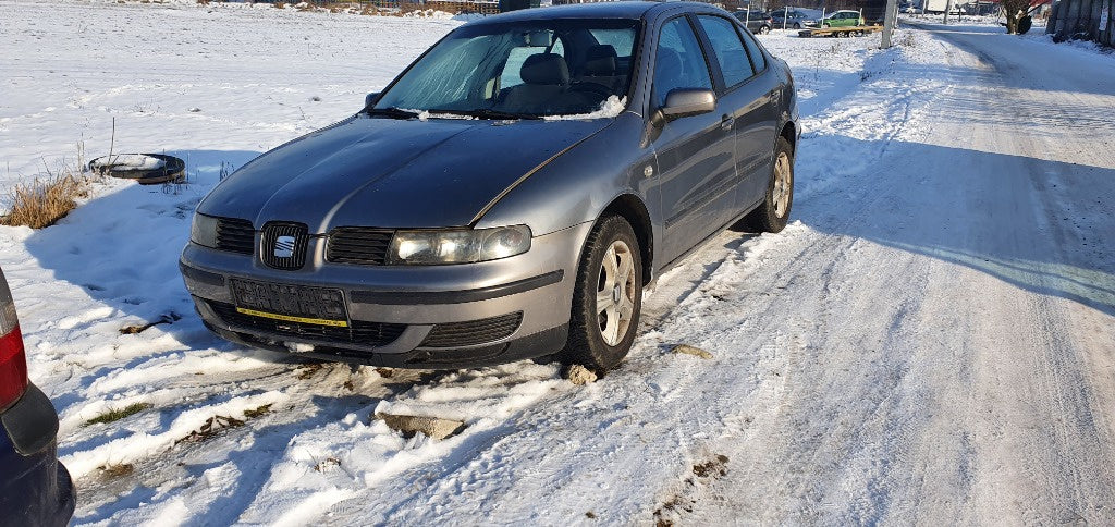 Dezmembram Seat Toledo din 2001