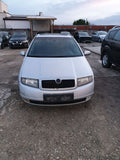 Dezmembram skoda fabia 1 break 1.2 16 valve cod motor AZQ.cutie far