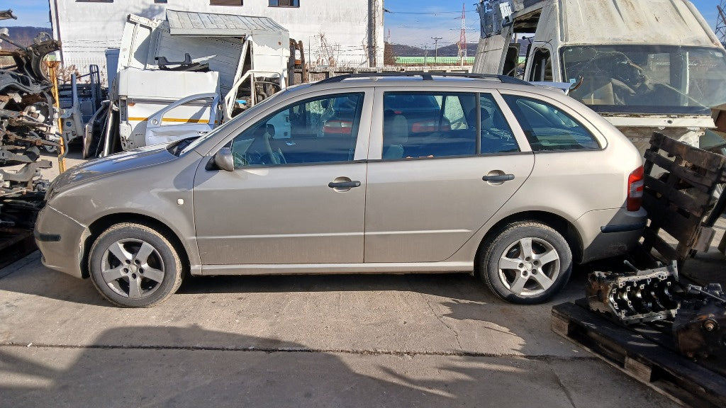Dezmembram Skoda Fabia. Break 1.4 TDI cod motor BNM euro 4, an fabricație 2006