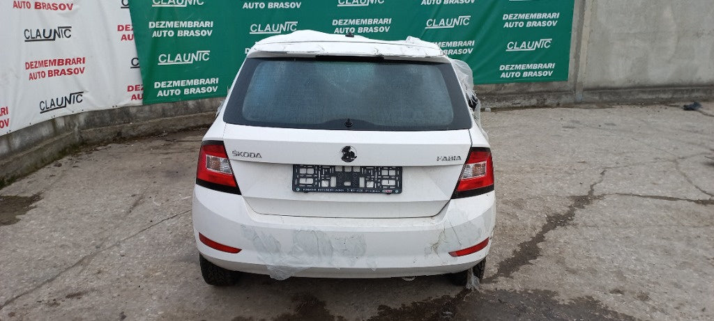 Dezmembram Skoda Fabia III 1.0 CHYB cod cutie QAE