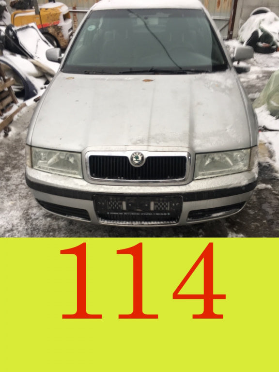 Dezmembram Skoda Octavia [1996 - 2000] Liftback 5-usi 1.6 MT (75 hp) (1U2) 8V