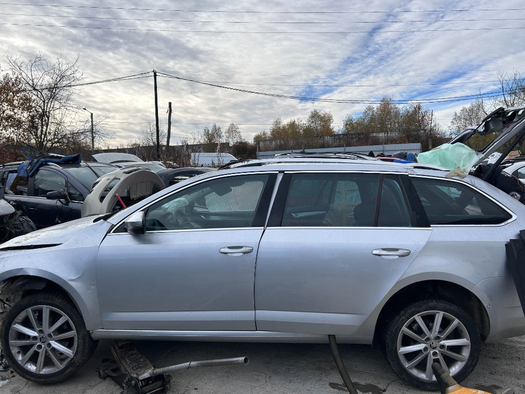 Dezmembram SKODA OCTAVIA 3 (1.4TSI CHPA, DSG)
