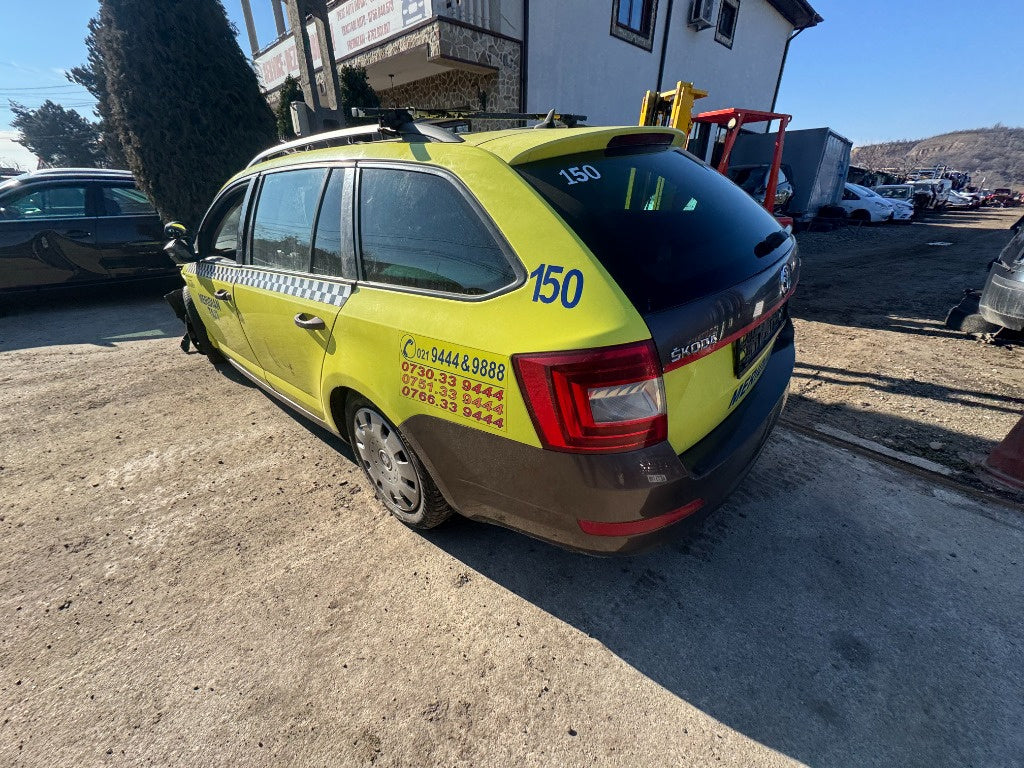Dezmembram Skoda Octavia 3 Break 1.6 CLHA 2015