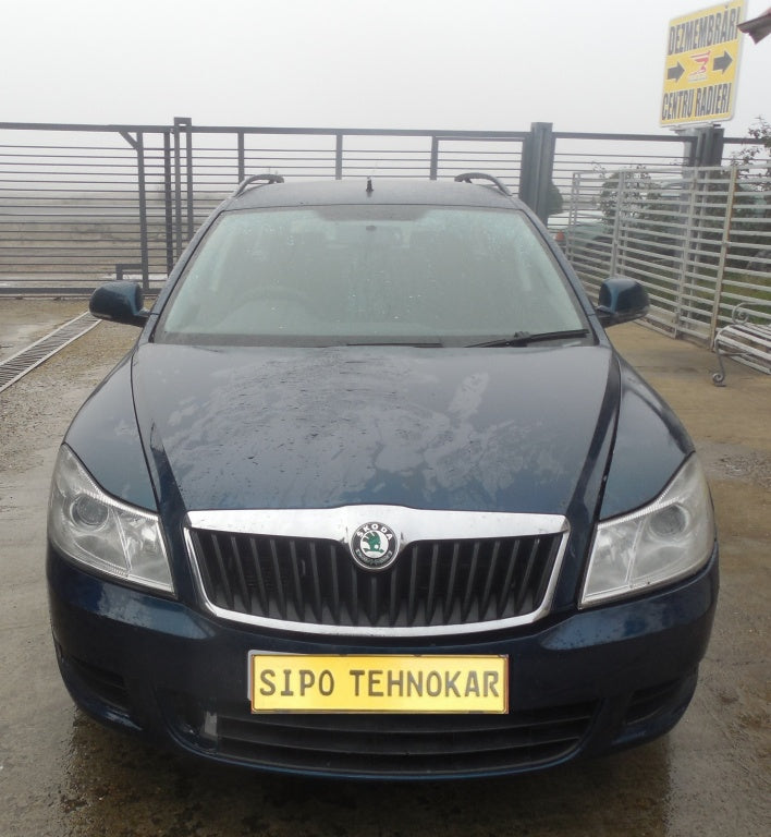 DEZMEMBRAM SKODA OCTAVIA II, 1.6 DIESEL, COD MOTOR CAY, EURO 5, AN 2011