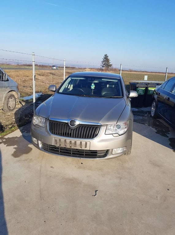 Dezmembram Skoda Superb 2009+