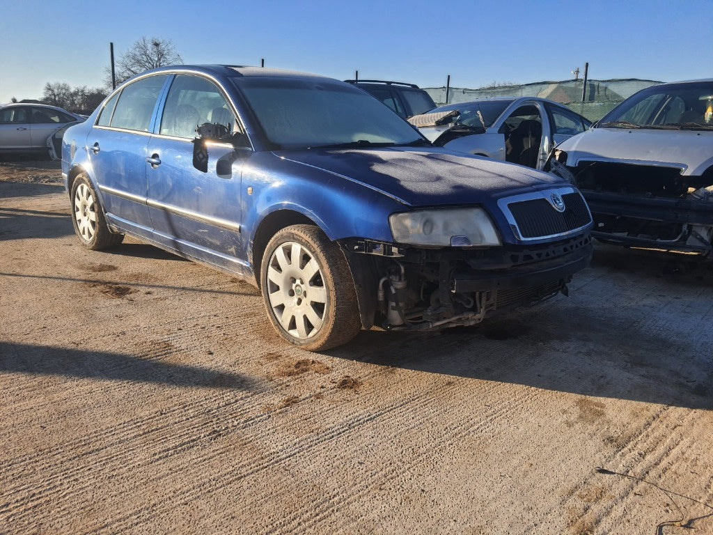 Dezmembram skoda superb motor 1.9 tdi 131 cai awxd