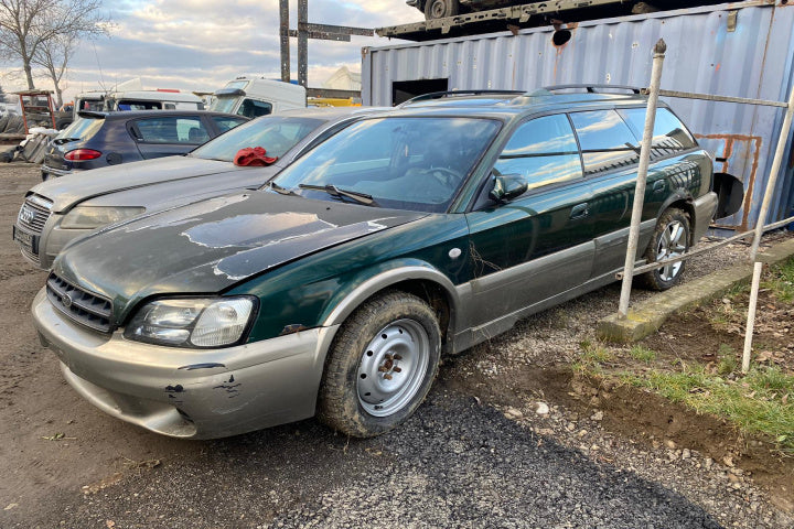 Dezmembram Subaru Outback 2 [1998 - 2003] wagon 5-usi 2.5 AT (167 hp)