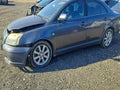 Dezmembram Toyota Avensis Berlina 2.2 2005