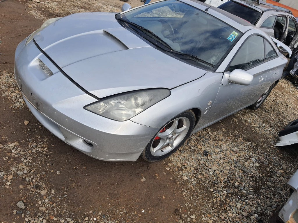 Dezmembram toyota celica an 2001 motor 1.8 140 cai