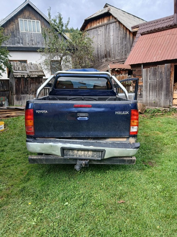 Dezmembram Toyota hilux 2.5 D4D cod motor 2KD-FTV an 2007 cutie manuală