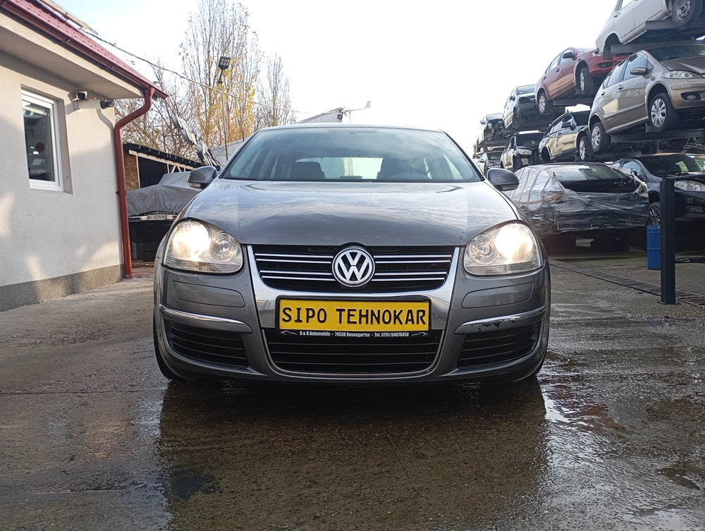 DEZMEMBRAM VOLKSWAGEN JETTA 1.6 FSI ,AN 2005-2011 !