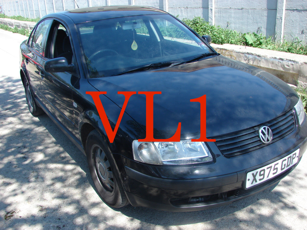 Dezmembram Volkswagen Passat B5 [1996 - 2000] Sedan 4-usi (3B2)