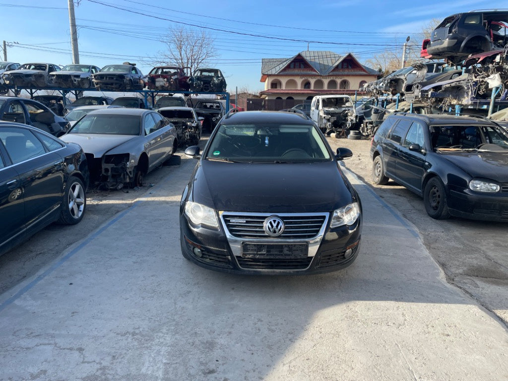 Dezmembram Volkswagen Passat B6