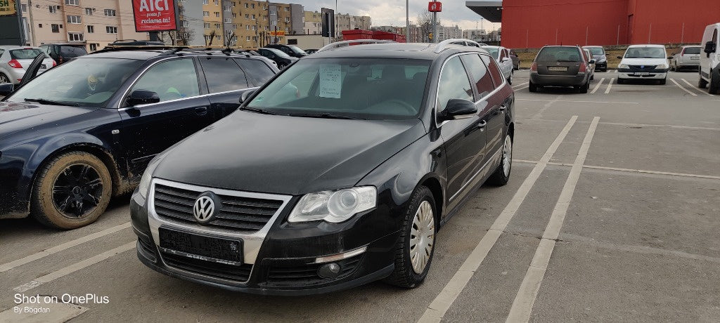 Dezmembram Volkswagen Passat B6 Variant
