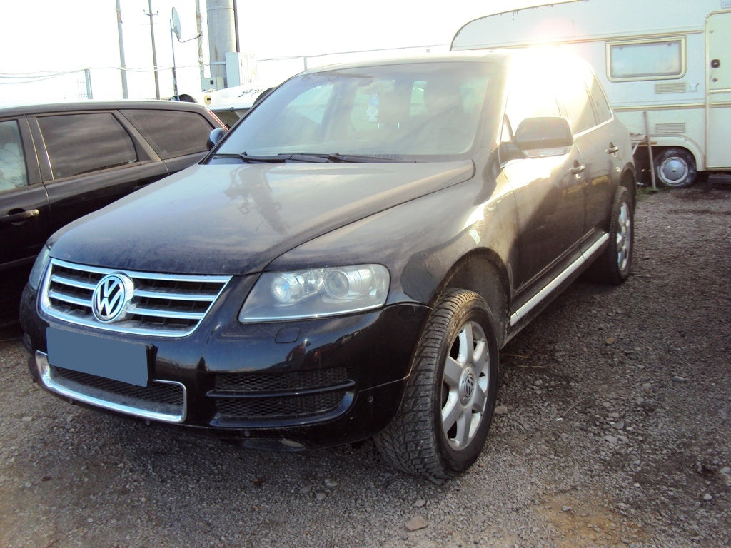 Dezmembram Volkswagen Touareg - 5.0D - 2006