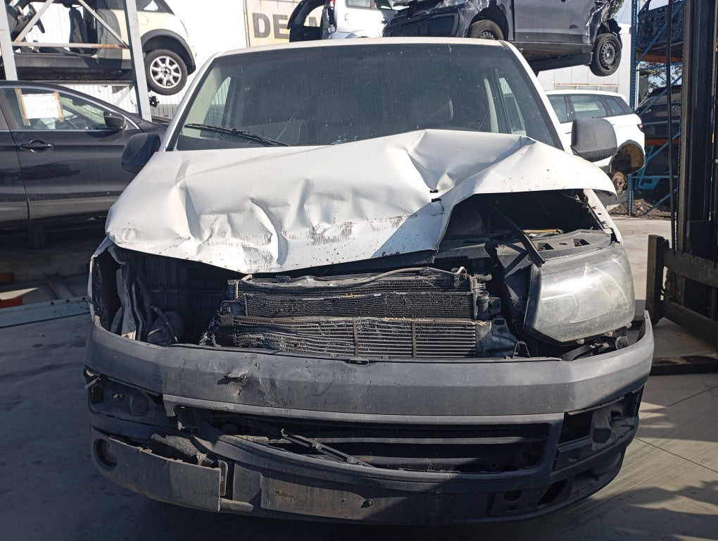 DEZMEMBRAM VOLKSWAGEN TRANSPORTER 2.0 TDI , ANI DE FABRICATIE 2003-2010 !