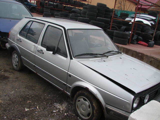 Dezmembram Volkswagen VW Golf 2 [1983 - 1992] Hatchback 5-usi 1.6 5MT (72 hp) II (19E 1G1)