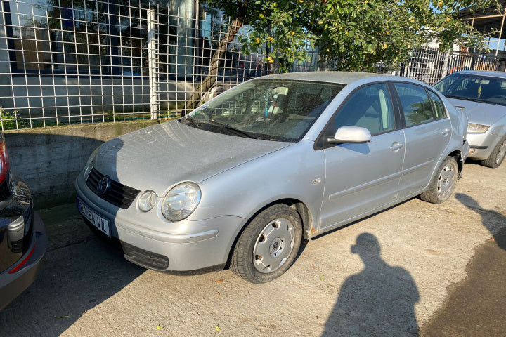 Dezmembram Volkswagen VW Polo 4 9N [2001 - 2005] Classic Sedan 1.4 16V MT (75 hp)