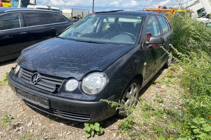 Dezmembram Volkswagen VW Polo 4 9N [2001 - 2005] Hatchback 5-usi 1.2 MT (64 hp)