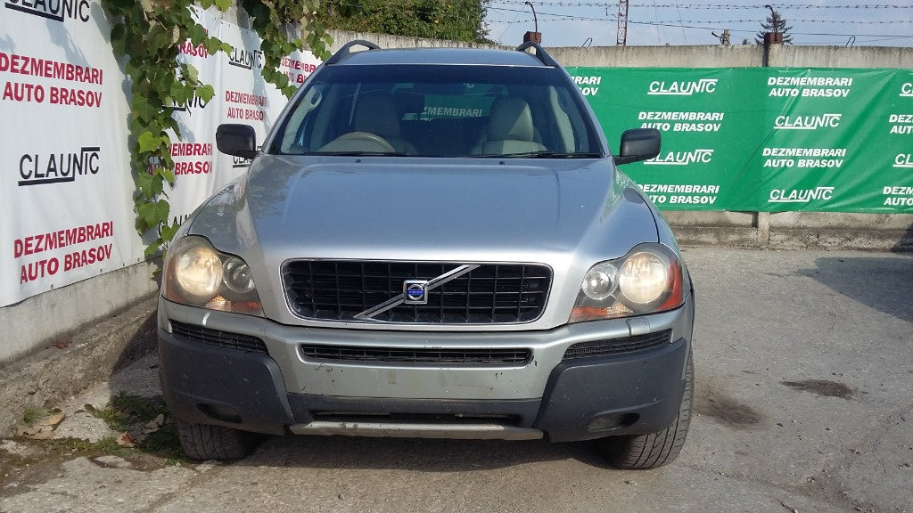 Dezmembram Volvo XC90 2.4 D D5244T