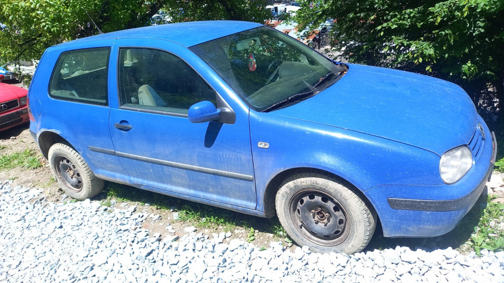Dezmembram VW Golf 4 1.4 AXP 2001