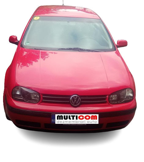 Dezmembram VW Golf 4 in 2 usi, 1.4 benzina 16v