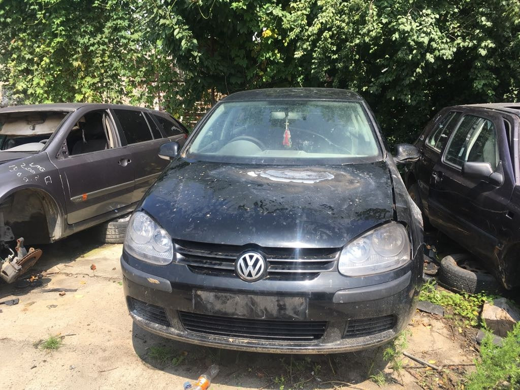 DEZMEMBRAM VW GOLF 5 1.9 SDI CARSERO SECOND HAND BACAU
