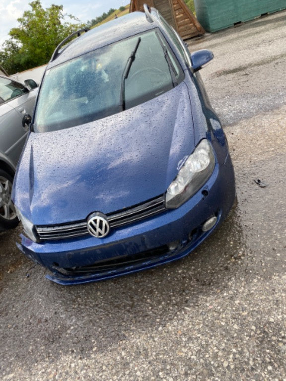 Dezmembram VW golf 6 1.6 tdi Cod motor CAY cutie DSG 7 trepte 2011