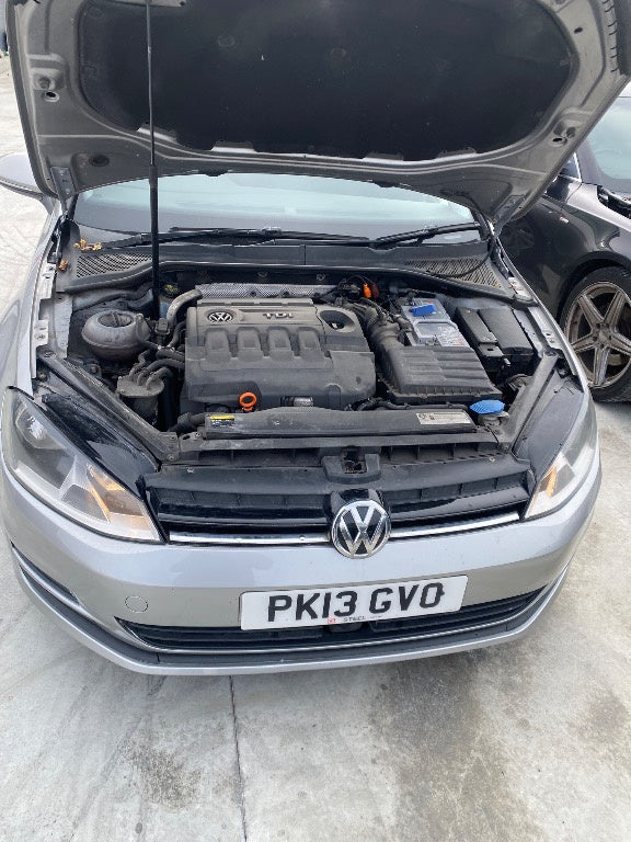 Dezmembram VW golf. 7 2.0 TDI cod CRB cutie manuală 6+1 an 2013