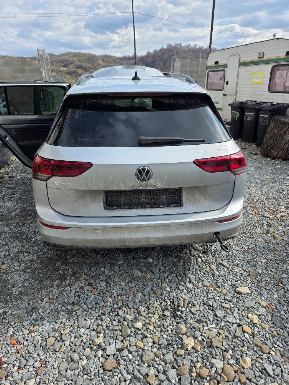 Dezmembram VW golf 8 2.0 TDI cutie manuală 6+1 an 2020