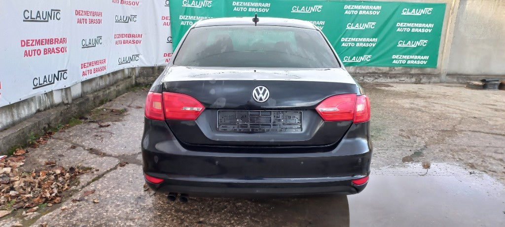Dezmembram VW Jetta 2.0 TDI CFFB cod cutie NFP
