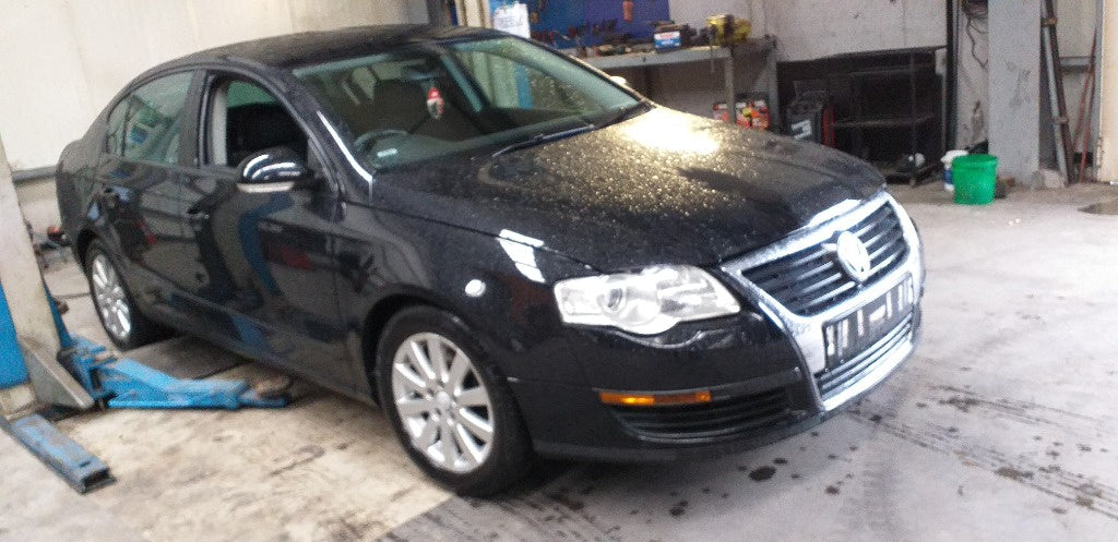 Dezmembram VW. Passat 3c 1.6 FSI, cod motor BLF, an fabricatie 2006