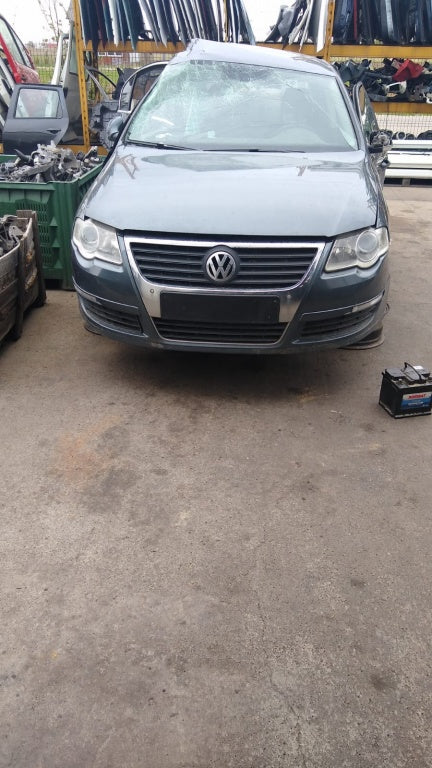 Dezmembram VW. Passat 3C 1.6 TDI euro 5, an fabricatie 2010
