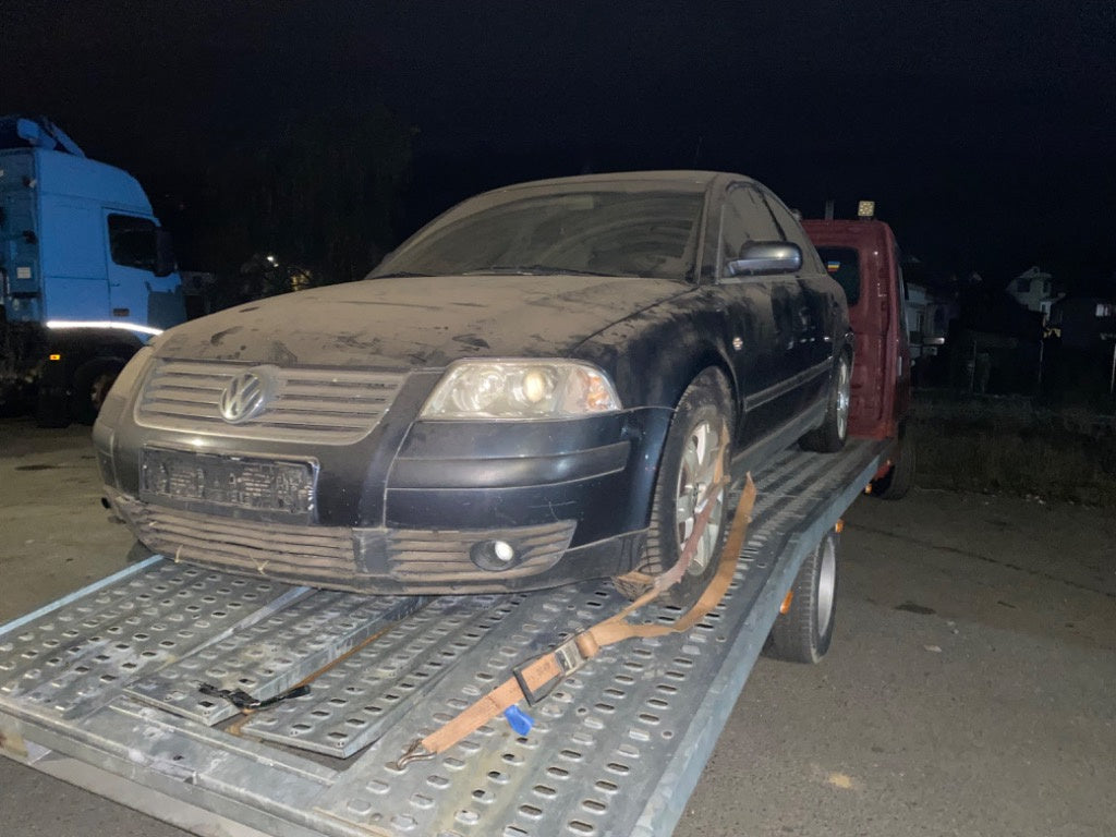 Dezmembram VW Passat b5.5 1.8 turbo benzină cod AWT cutie manuală an 2002