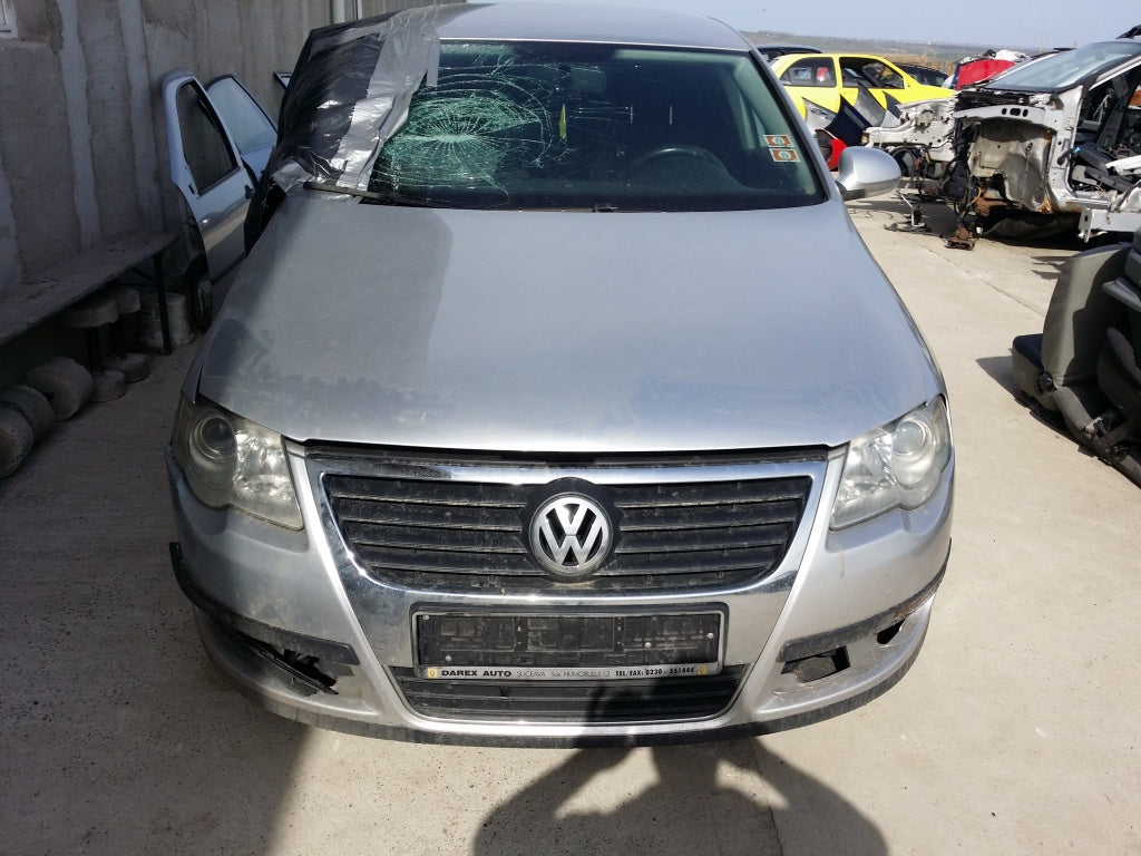 Dezmembram vw passat b6 1..9tdi bxe