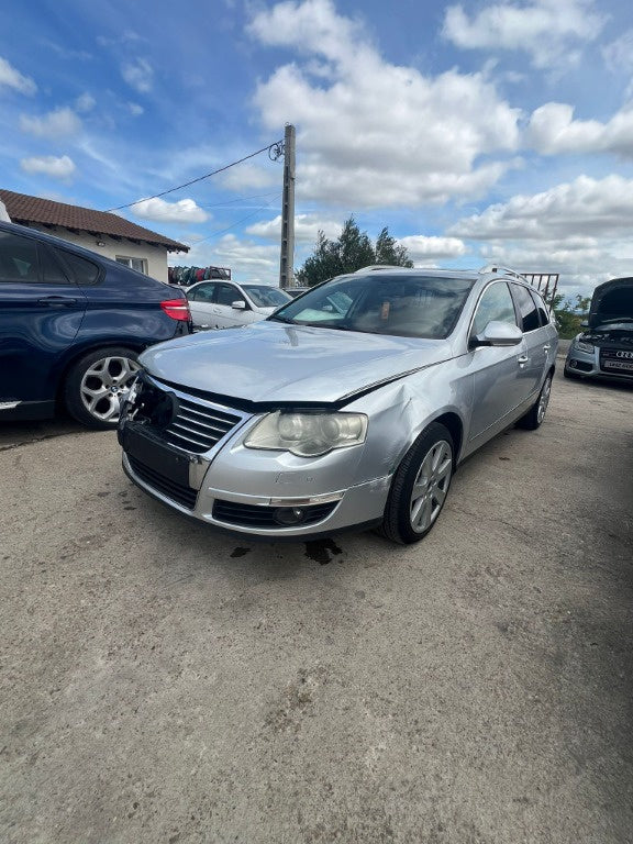 Dezmembram VW Passat b6 , break , motor 2.0 tdi ,cod BMP,140 CP , cutie automata DSG